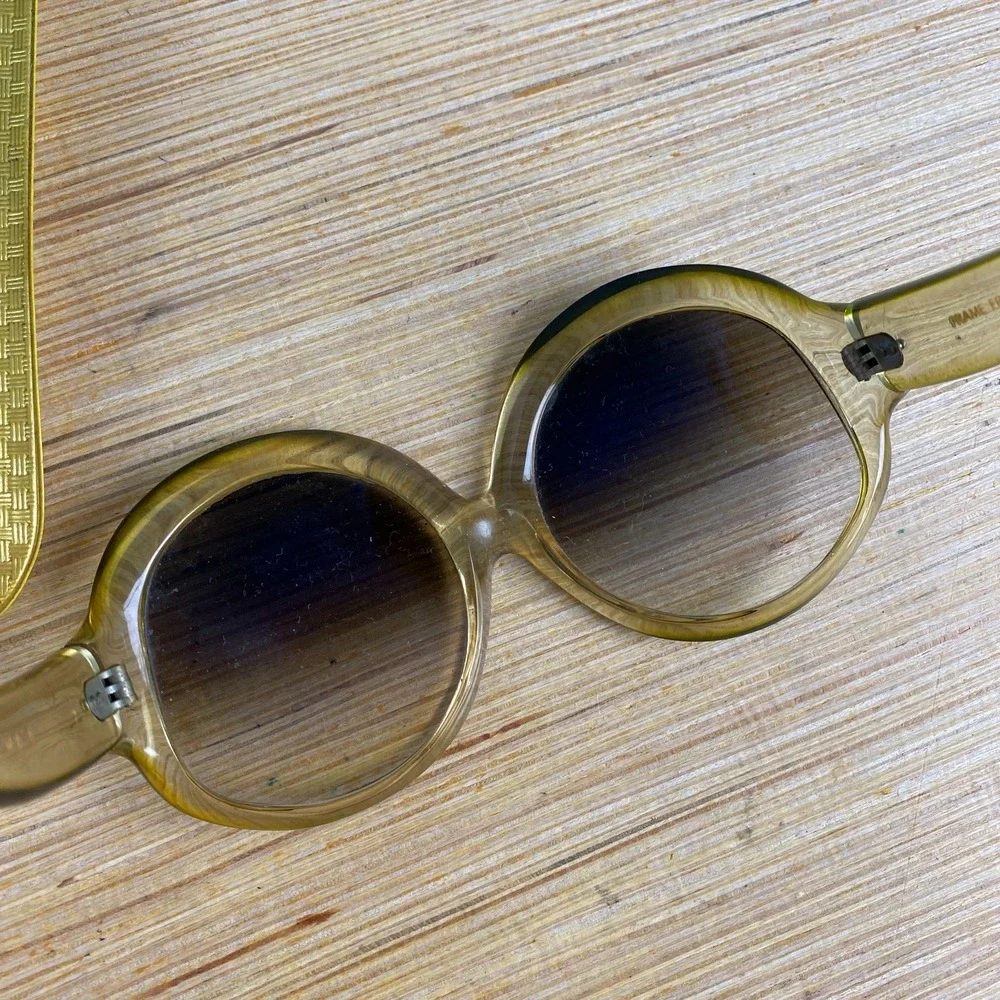 Vintage French riviera chic Sunglasses Oversized Semi Round Brown paris
